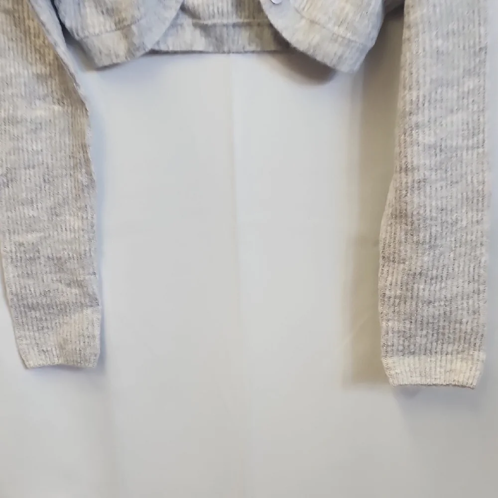 For Love And Lemons Gray Cropped Knit Shrug - Picture 5 of 7